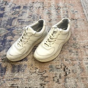 Everlane Tread The Trainer sneaker size 8